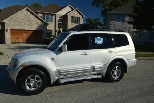 Winter ready limited 4x4 montero, 3rd row, s.roof