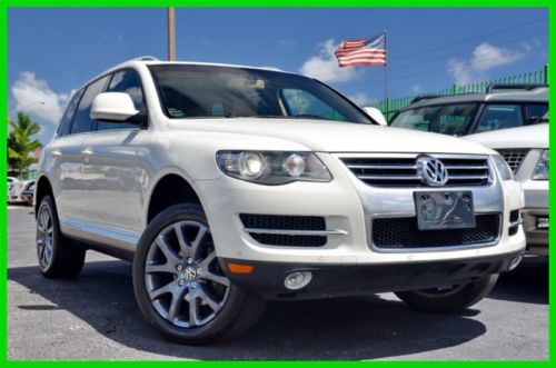 2009 volkswagen touareg v8 navigation extra clean!!!