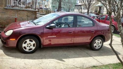2001 dodge neon se sedan 4-door 2.0l low miles!