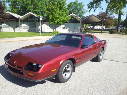 1986 chevrolet camaro sport coupe 2-door 2.8l