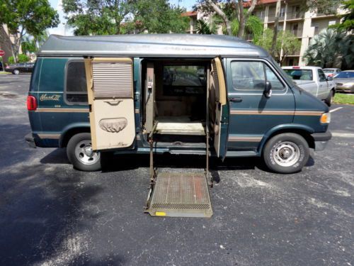 Florida wheelchair handicap lift high top conversion 2500 van tv folding bed !!!