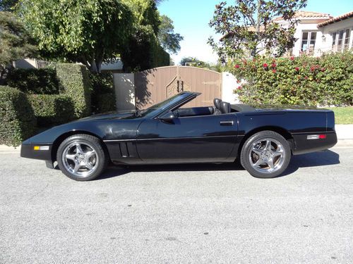 1990 chevrolet corvette convertible black/black auto 29,468 miles no reserve