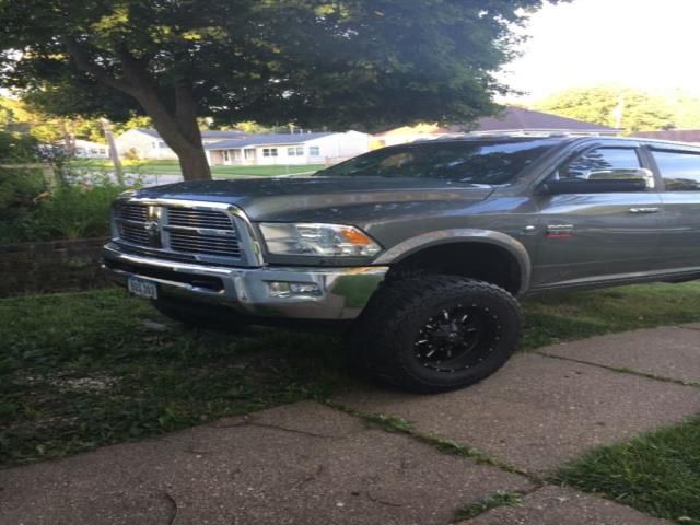 Ram: 2500 laramie