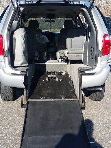 2007 dodge *grand caravan *mobility rear entry vision 47k miles<br />
$11,650<br />
