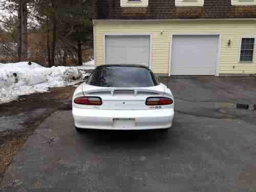 2000 Chevrolet Camaro Z28 SS Coupe 2-Door 5.7L - Rolling Chassis, image 3