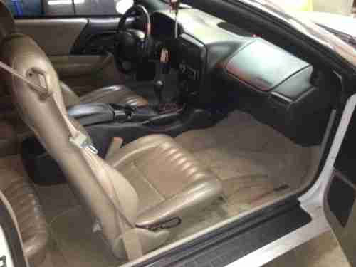 2000 Chevrolet Camaro Z28 SS Coupe 2-Door 5.7L - Rolling Chassis, image 4