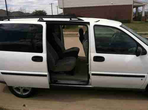 2007 Chevrolet Uplander LT Mini Passenger Van 4-Door 3.9L, image 6