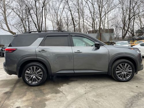 2022 nissan pathfinder sl