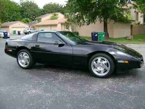 1990 Corvette -  Rare Blk/Blk  w/ FX3 / G92 - 9000 orig. mi. All Orig - Like New, image 4