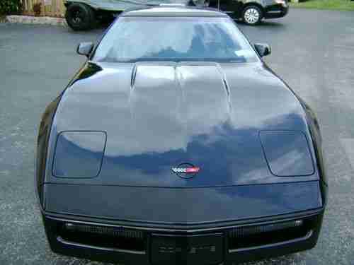 1990 Corvette -  Rare Blk/Blk  w/ FX3 / G92 - 9000 orig. mi. All Orig - Like New, image 7