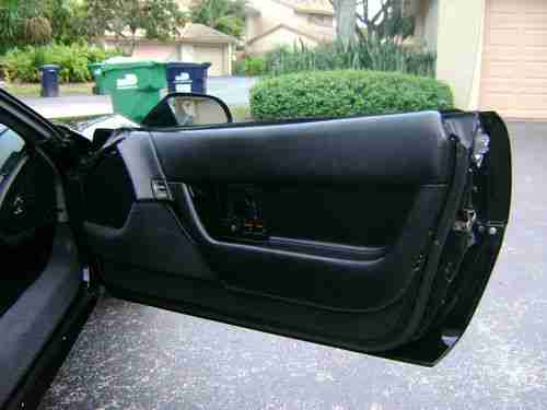 1990 Corvette -  Rare Blk/Blk  w/ FX3 / G92 - 9000 orig. mi. All Orig - Like New, image 10