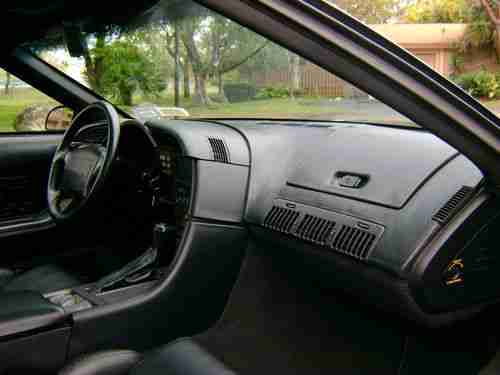 1990 Corvette -  Rare Blk/Blk  w/ FX3 / G92 - 9000 orig. mi. All Orig - Like New, image 12