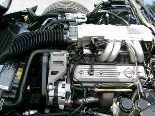 1990 Corvette -  Rare Blk/Blk  w/ FX3 / G92 - 9000 orig. mi. All Orig - Like New, image 16