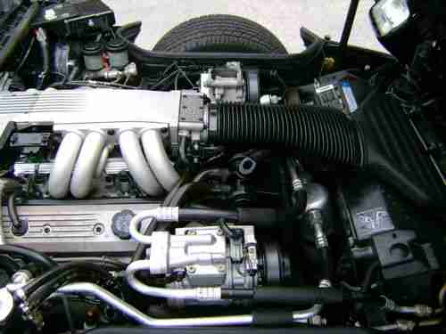 1990 Corvette -  Rare Blk/Blk  w/ FX3 / G92 - 9000 orig. mi. All Orig - Like New, image 17