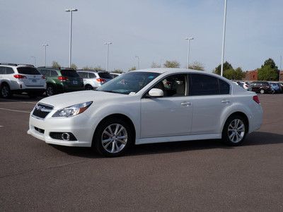 New 2013 legacy limited awd leather heated seats bluetooth 32mpg harmon kardon