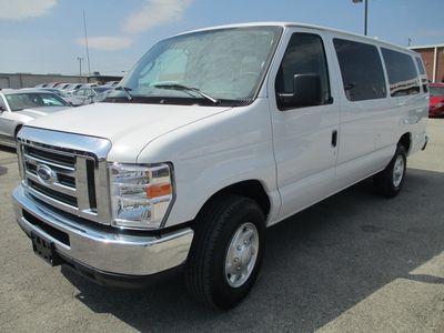 2012 ford econoline e350 xlt 15 passenger van---backup camera--