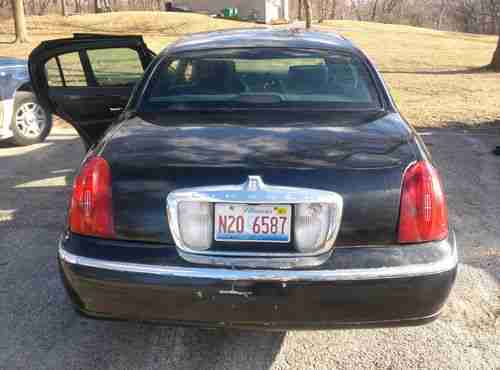 2000 Lincoln Town Car Cartier Sedan 4-Door 4.6L, image 2