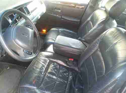 2000 Lincoln Town Car Cartier Sedan 4-Door 4.6L, image 3