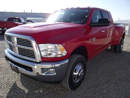 This new truck is priced almost 9000 off of sticker dont miss out on this one