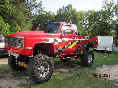1987 gm lifted 4x4 antique monster/show/custom truck tagged &amp; insured for $18500