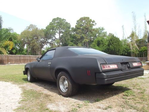 1977 chevrolet malibu classic sport coupe 2-door 5.0l