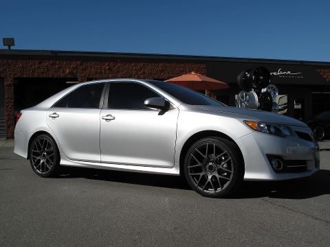 2012 toyota camry se sedan 4-door 2.5l