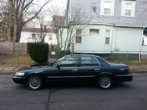 2002 mercury grand marquis gs sedan 4-door 4.6l