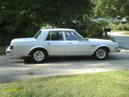 1988 plymouth gran fury ahb police car