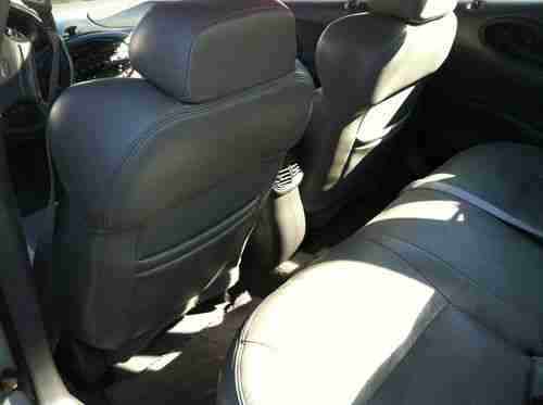1999 Ford Taurus SHO Sedan 4-Door 3.4L, image 4