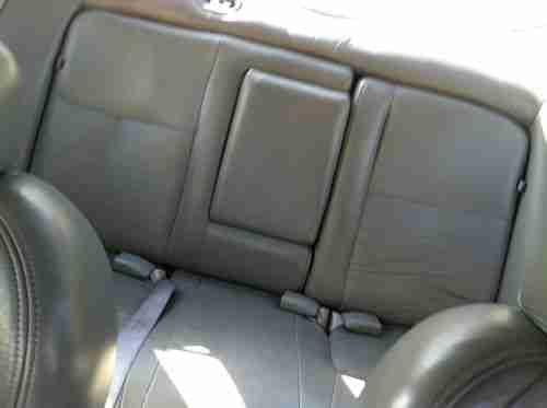 1999 Ford Taurus SHO Sedan 4-Door 3.4L, image 5