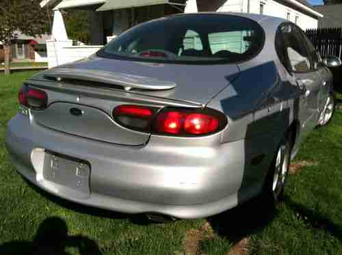 1999 Ford Taurus SHO Sedan 4-Door 3.4L, image 9