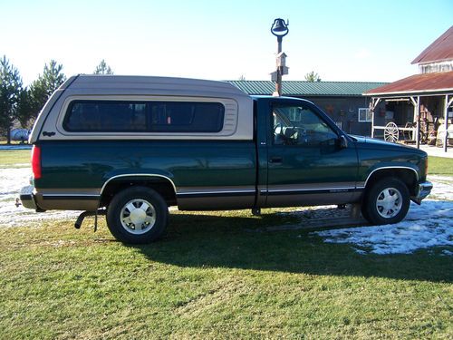 1998 gmc sierra 1500 pickup truck two toned green and tan w/ shell and bed liner