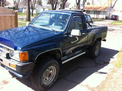 Toyota pickup 1988, rebuilt motor and transmission