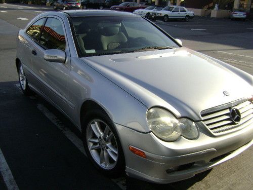 2002 mercedes-benz c230 kompressor coupe 2-door 2.3l