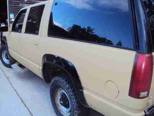1994 Chevrolet Suburban - Brand new motor!  Runs and drives great!, image 4