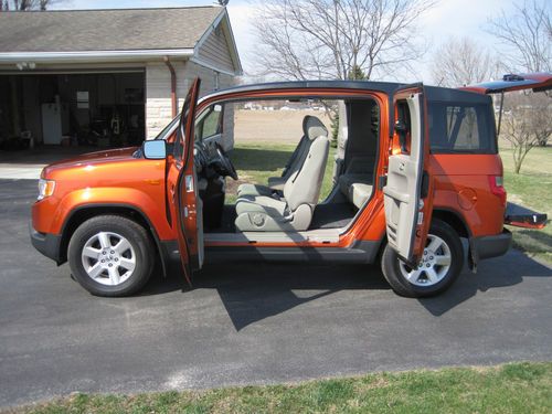 2010 honda element ex 2wd citrus fire metallic (very clean)