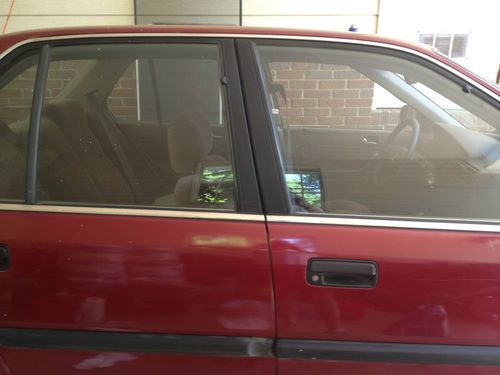 1991 Honda Accord DX Sedan 4-Door 2.2L, image 2