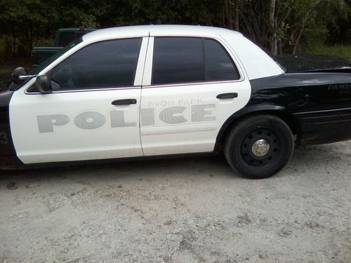 2006 ford crown victoria police interceptor 4-door 4.6l    "81,099" actual miles