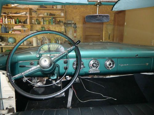 1955 Ford Fairlane Fordor, image 6