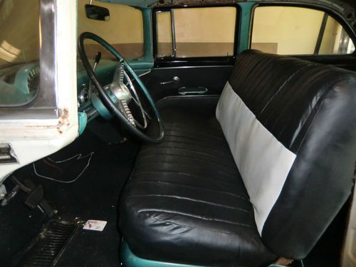 1955 Ford Fairlane Fordor, image 7