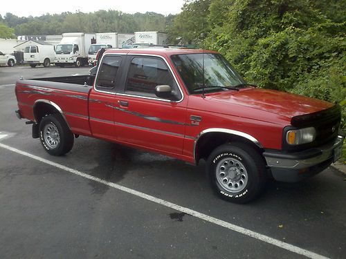 1994 mazda b4000 se extended cab pickup 2-door 4.0l