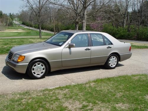 1992 mercedes-benz 300sd base sedan 4-door 3.4l