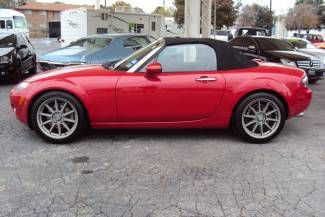 2006 06 mazda miata  mx 5 convertible over 2000 spent on up grades
