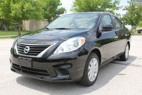 2012 nissan versa 1.6 sv sedan 4-door 1.6l