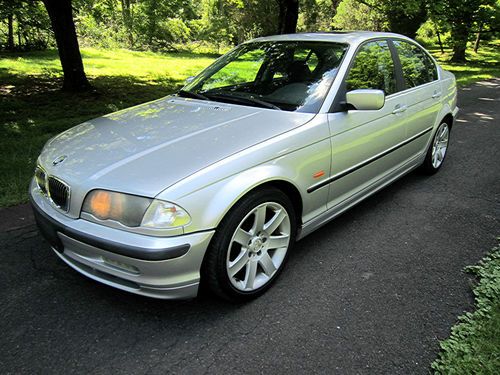 1999 bmw 328i sedan with 5 speed and no reserve
