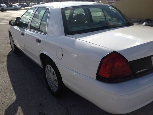FORD CROWN VICTORIA 2008 POLICE INTERCEPTOR, image 3