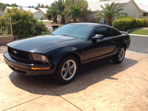 2006 ford mustang base coupe 2-door 4.0l