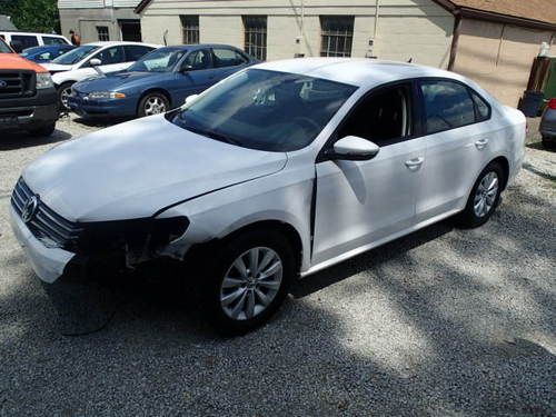 2012 Volkswagen Passat, salvage, damaged, runs and drives, sedan, image 12