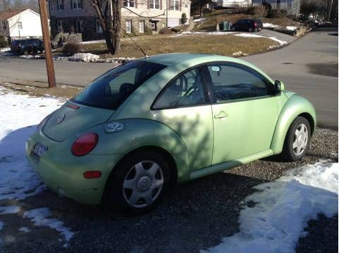 1999 volkswagen beetle gls hatchback 2-door 2.0l