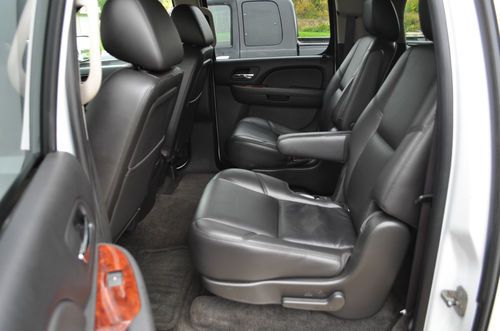2009 Chevrolet Suburban K1500 LTZ, Black Interior, Only 36300 miles! Mint!, image 13